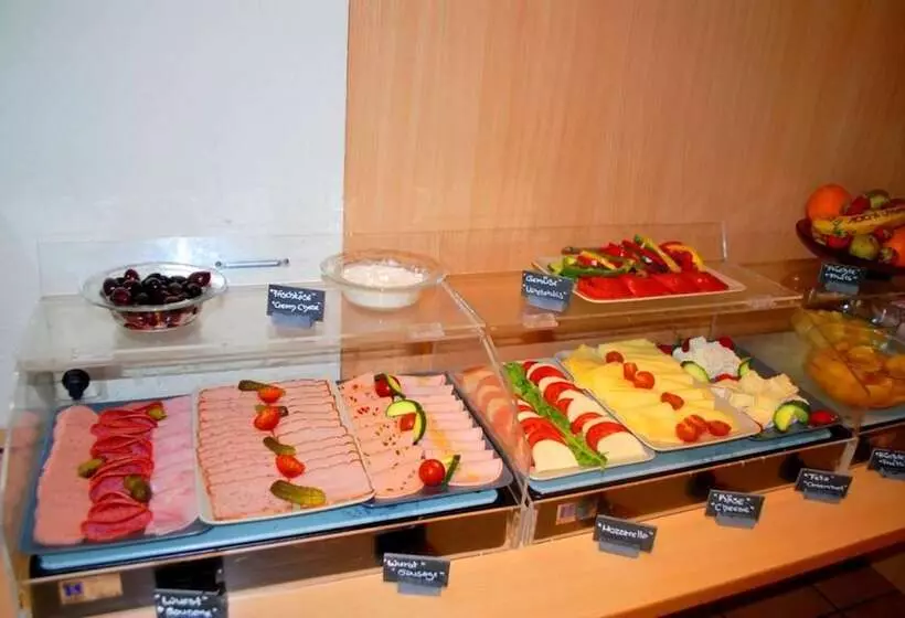 ホテル Ariva Boardinghouse Platanenhof