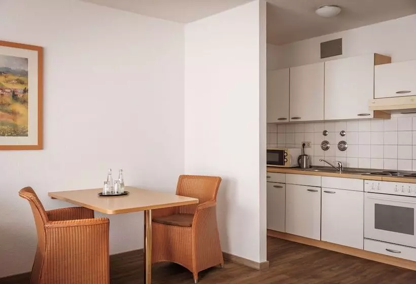 ホテル Ariva Boardinghouse Platanenhof