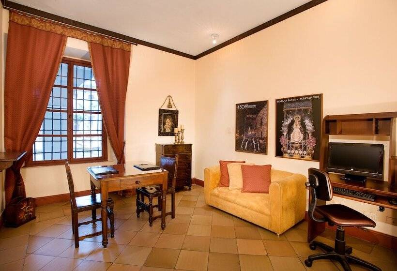 Hotel Dann Monasterio