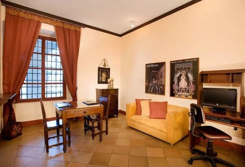 酒店 Dann Monasterio