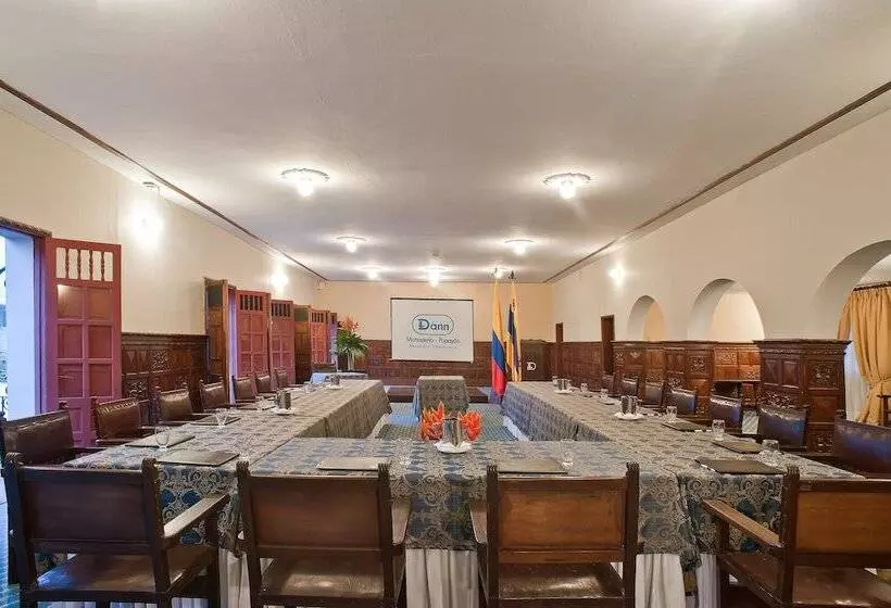 酒店 Dann Monasterio