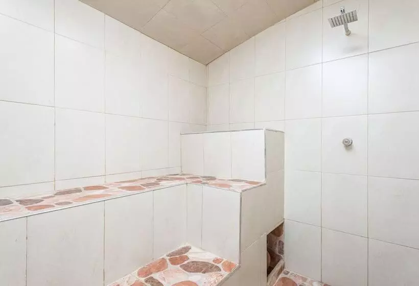 酒店 Dann Monasterio