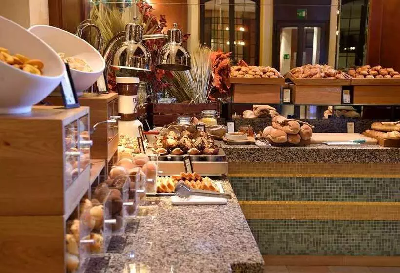 هتل Hilton Molino Stucky Venice