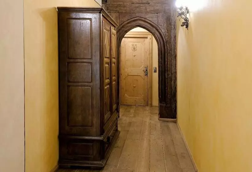 Historik Hotel Gotisches Haus Garni