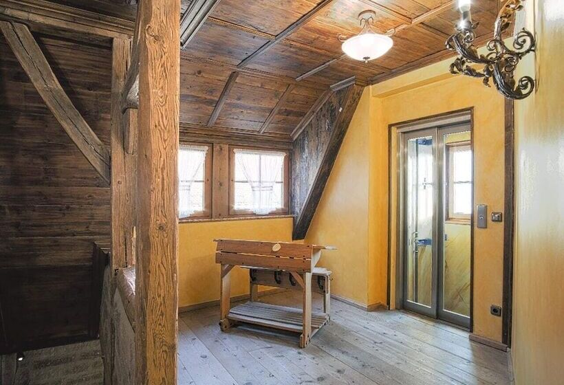 Historik Hotel Gotisches Haus Garni