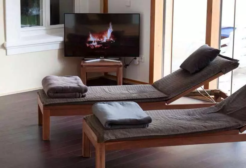 Отель Schloss Burgellern