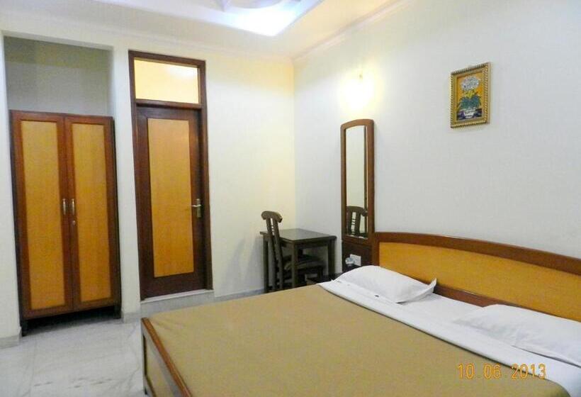 בית מלון כפרי Tara Palace Chandni Chowk