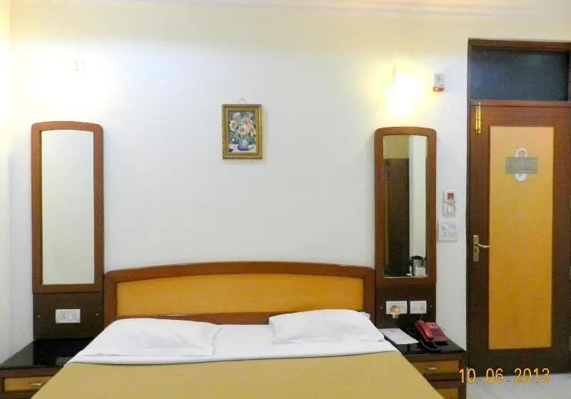 ホテル Tara Palace Chandni Chowk