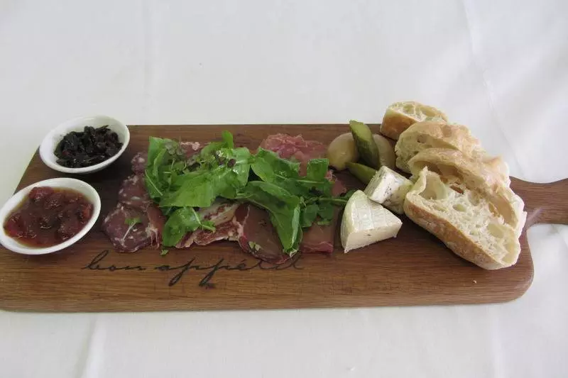 בית מלון כפרי The Andros Boutique