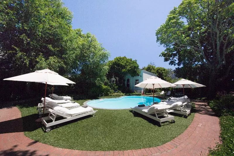 בית מלון כפרי The Andros Boutique