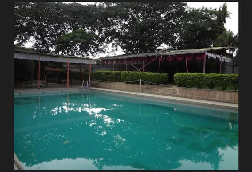 The Pride Hotel, Nagpur