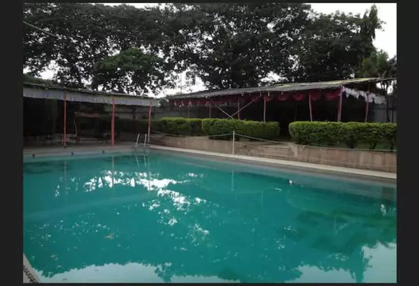 The Pride Hotel, Nagpur