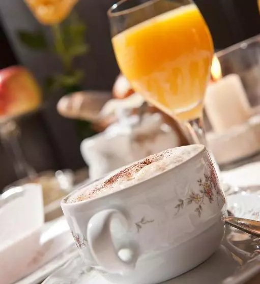 Löwen Hotel & Restaurant