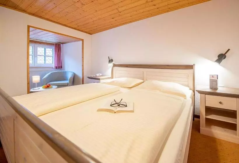 Löwen Hotel & Restaurant