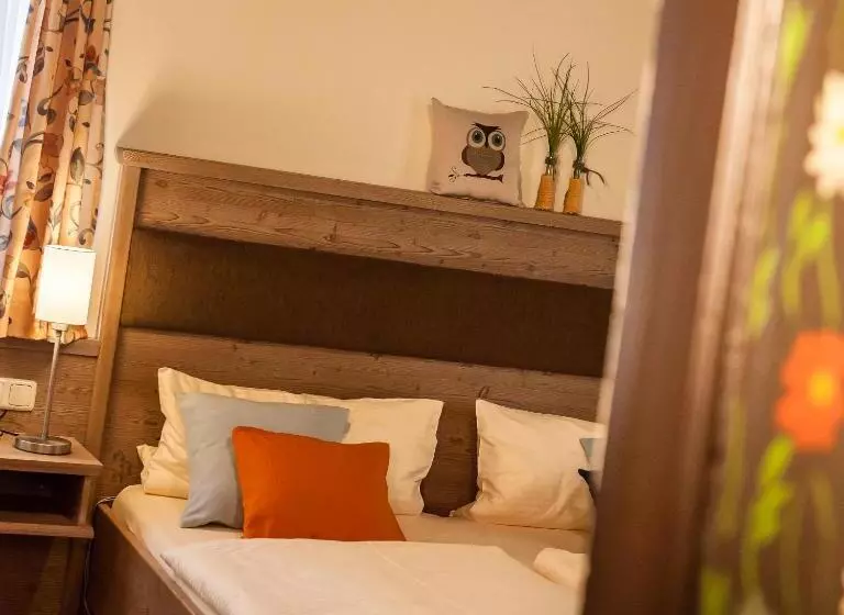 Löwen Hotel & Restaurant