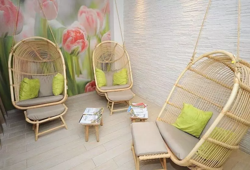 Oum Palace Hotel & Spa