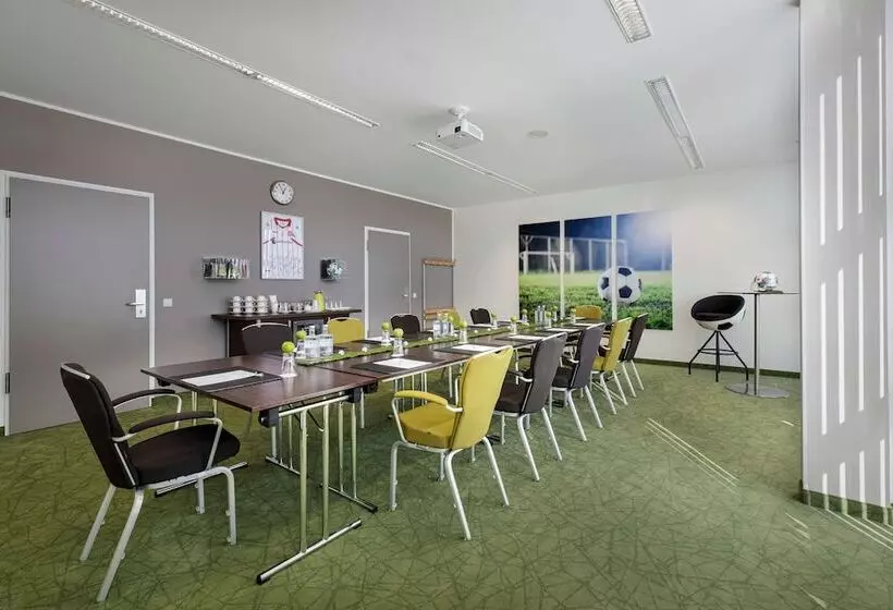 Tulip Inn Hotel Düsseldorf Arena