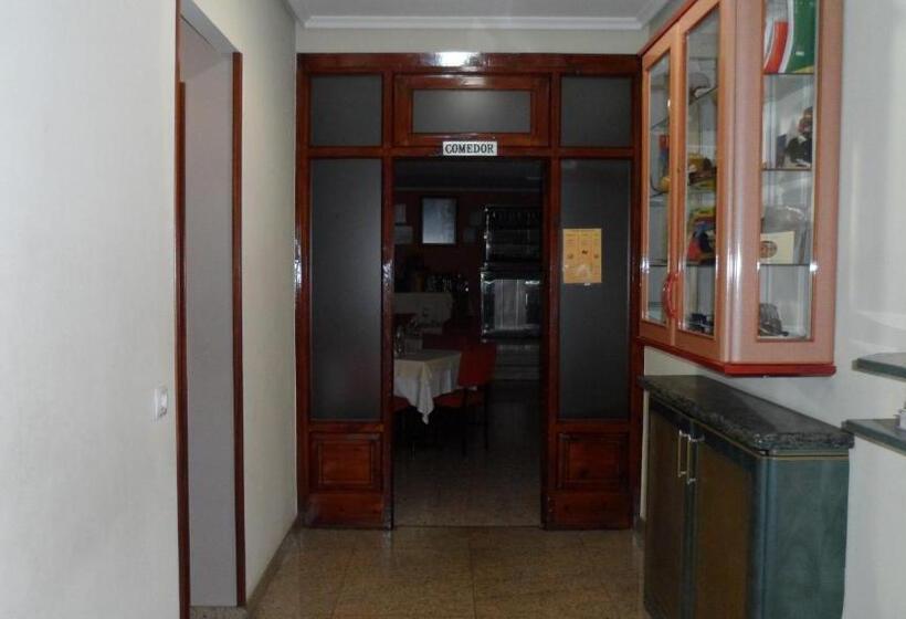 Hostal Coruña