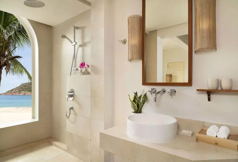 هتل Avani Quy Nhon Resort