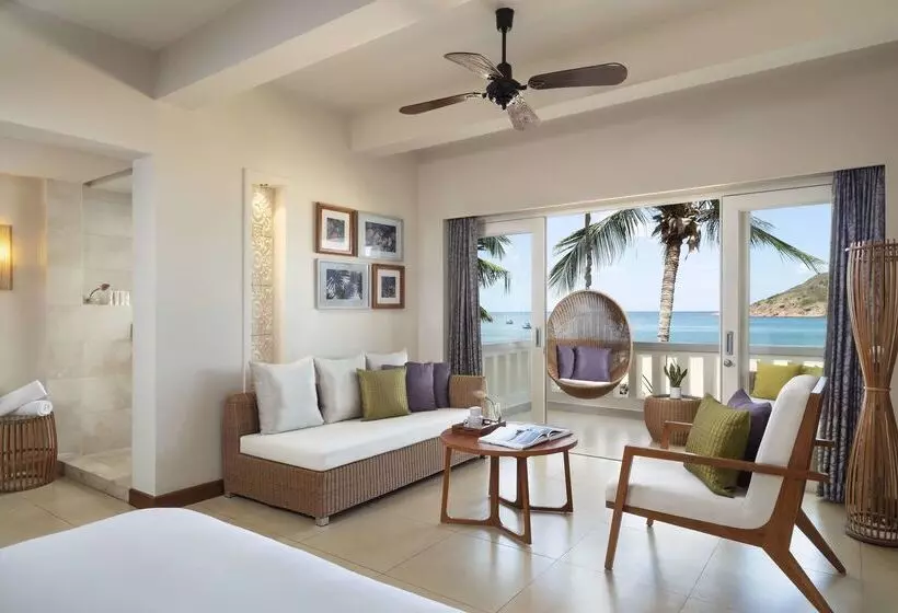 هتل Avani Quy Nhon Resort