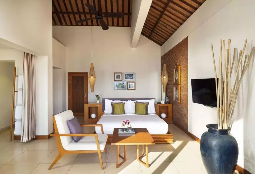 هتل Avani Quy Nhon Resort