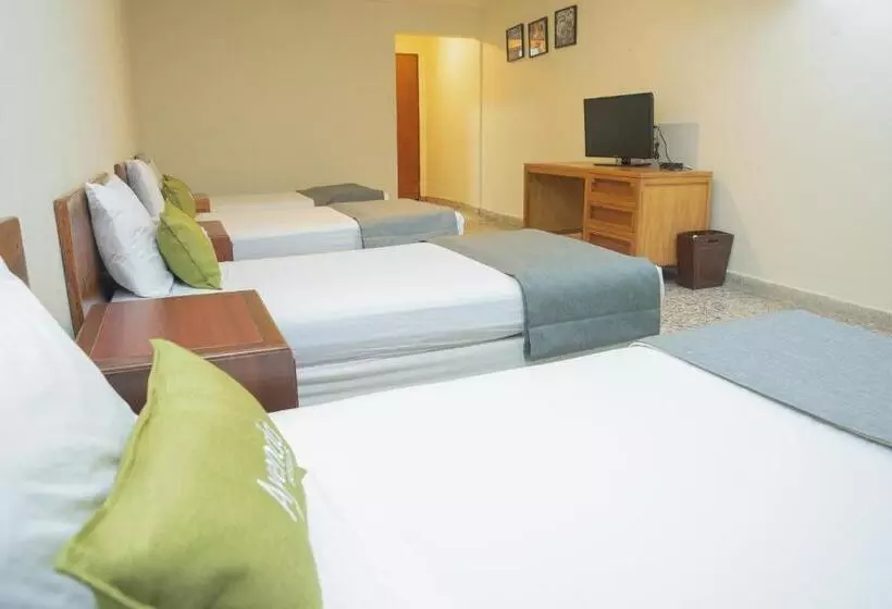 هتل Ayenda 1313 Barahona 72