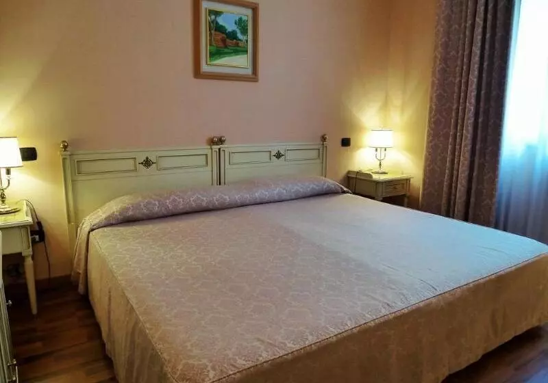 هتل Lucrezia Borgia