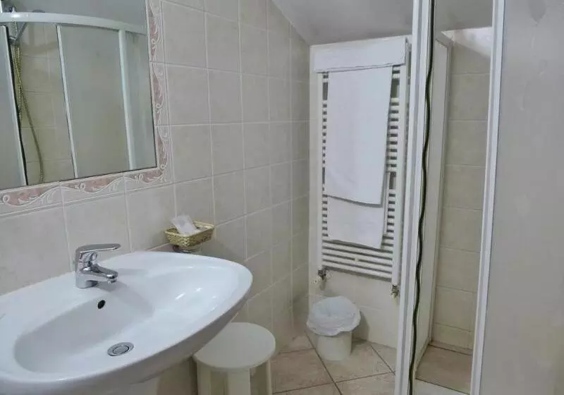 هتل Lucrezia Borgia