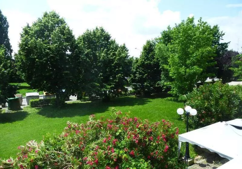 هتل Lucrezia Borgia