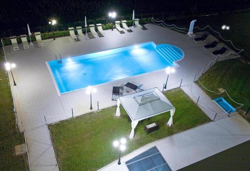 בית מלון כפרי Marconi