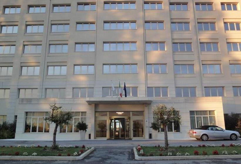 בית מלון כפרי Marconi