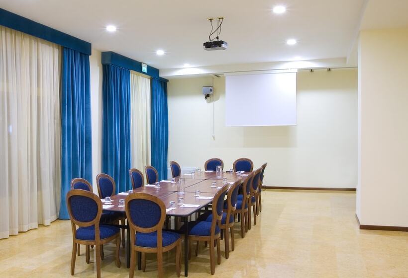 בית מלון כפרי Marconi