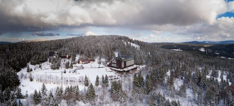 בית מלון כפרי Orea Resort Horizont šumava