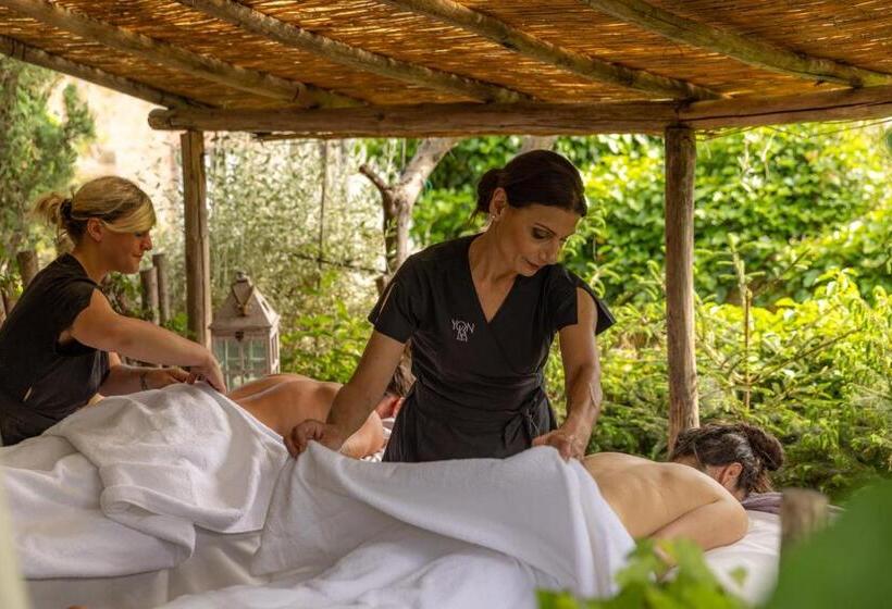 ホテル Palazzo Del Capitano Wellness & Relais Luxury Borgo Capitano Collection