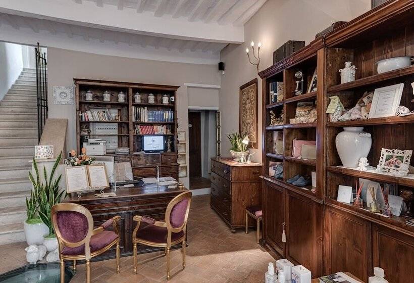 ホテル Palazzo Del Capitano Wellness & Relais Luxury Borgo Capitano Collection