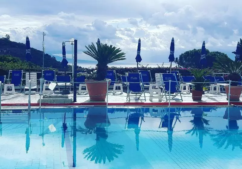 Otel Parco Cartaromana