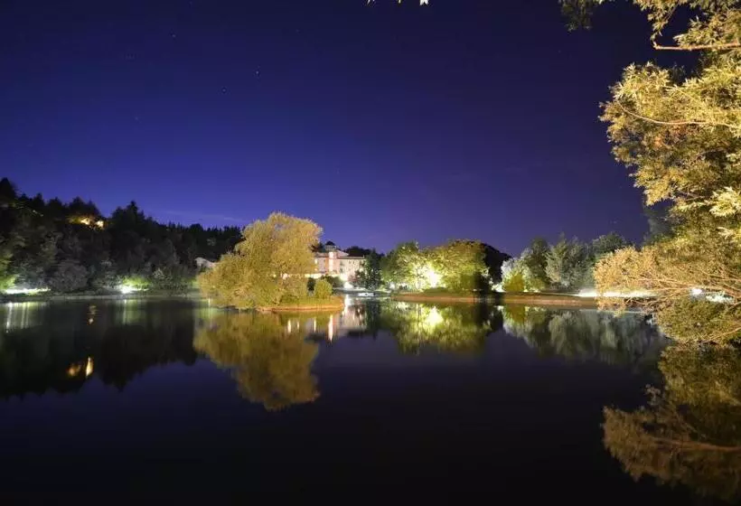 ホテル Parco Del Lago Resort & Spa