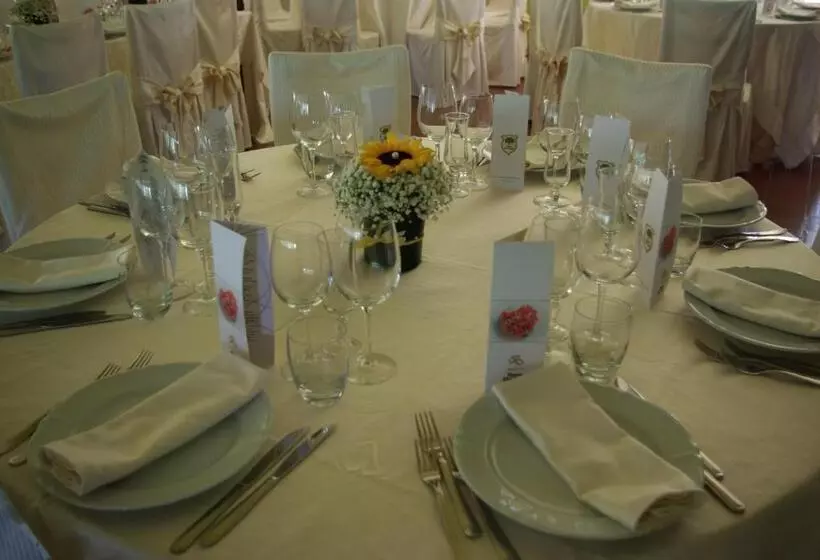 ホテル Parco Del Lago Resort & Spa