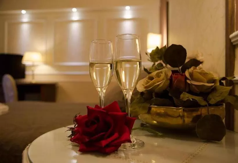 ホテル Parco Del Lago Resort & Spa