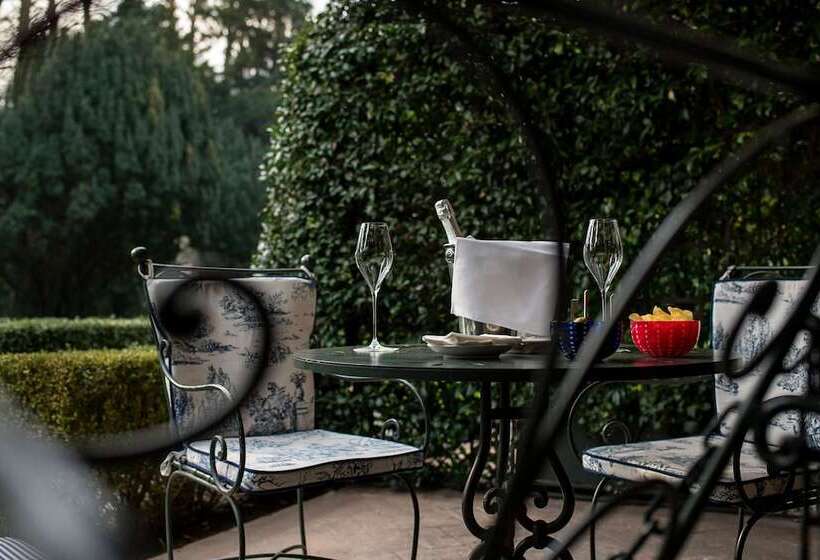 Villa Franceschi Hotel & Resort