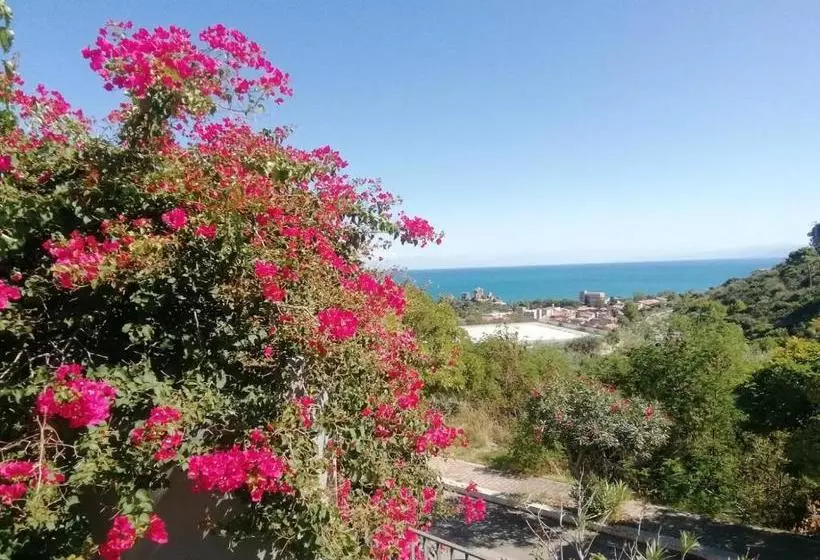 Отель Residence Santa Barbara