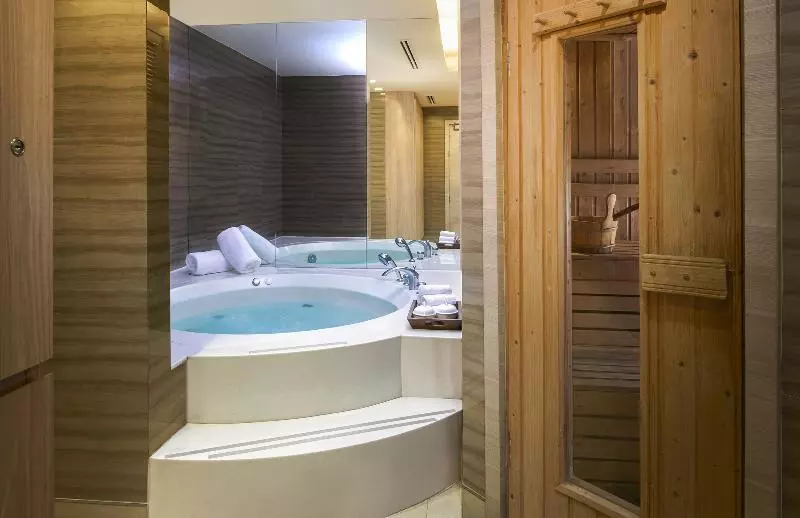 هتل Shama Lakeview Asoke Bangkok