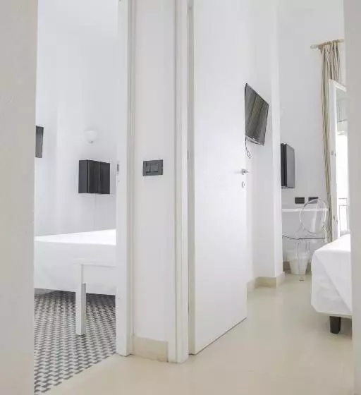 Отель Venere Azzurra