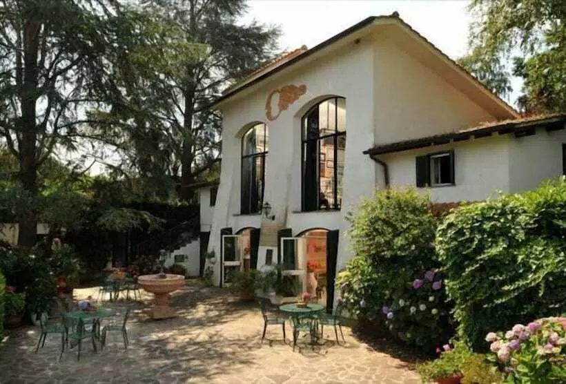 호텔 Villa Clementina