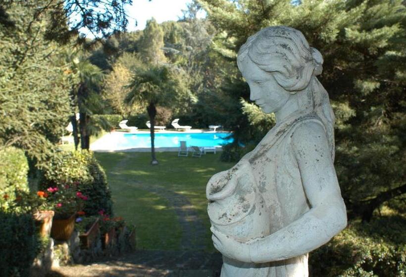 ホテル Villa Clementina