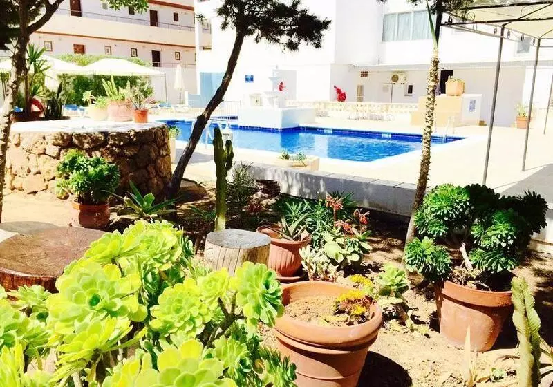 Apartamentos San Antonio Beach