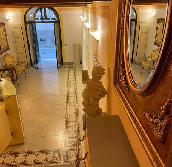 هتل Antica Residenza Del Gallo