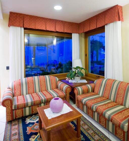 בית מלון כפרי Astoria   3stelle S