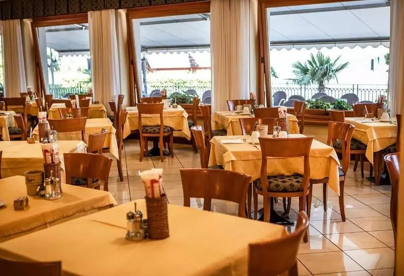 Hotelli Astoria 3stelle S