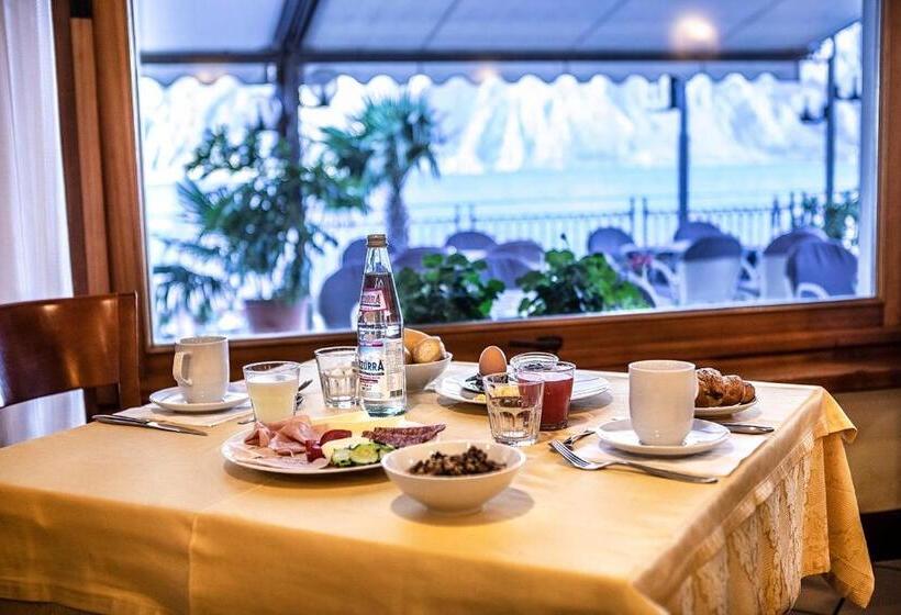 בית מלון כפרי Astoria   3stelle S